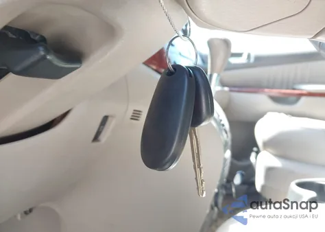 2004 Toyota Sienna Xle из США, поврежденный, VIN 5TDZA22C64S212394